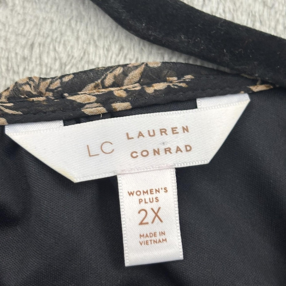 Lauren Conrad Blouse Womens 2X Black Floral Sheer‎ Overlay Pleated Whimsigoth - Picture 7 of 15